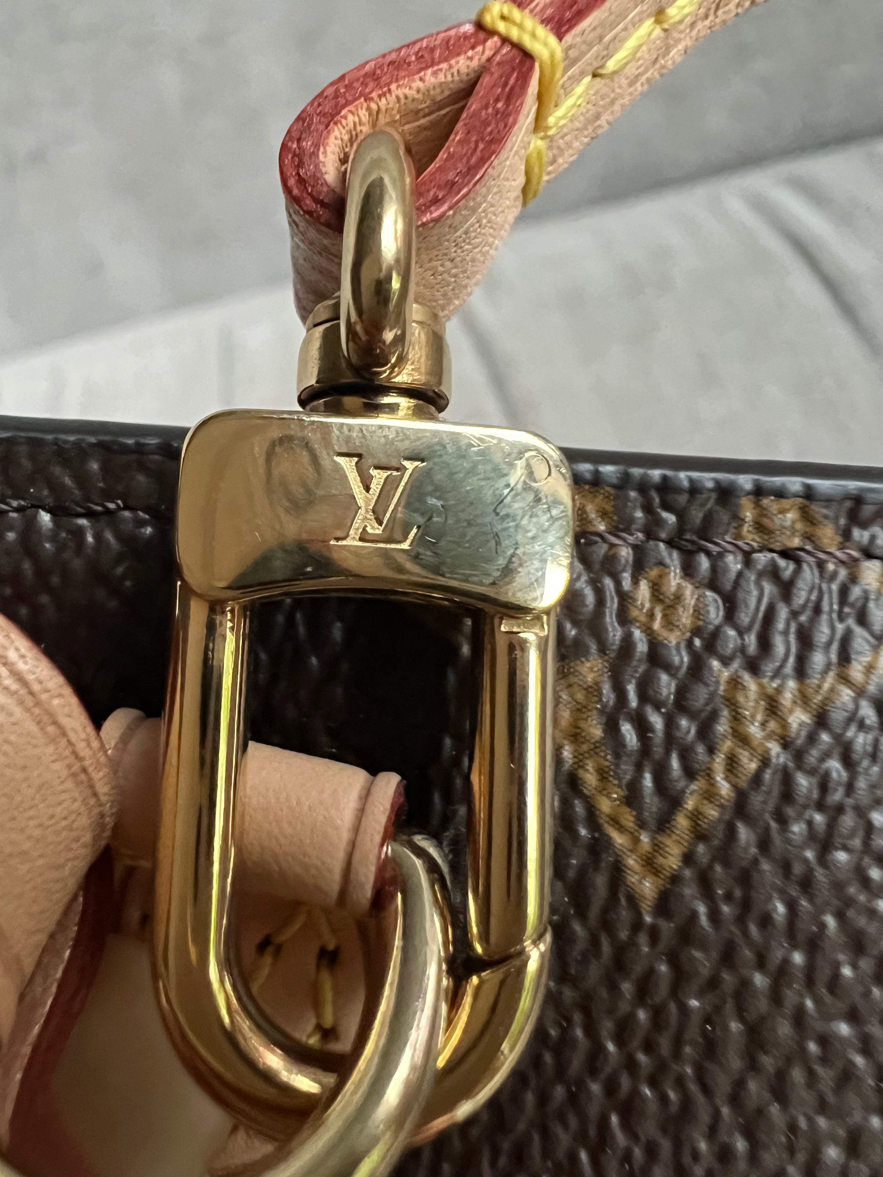 Louis Vuitton Pouch (from Neverfull MM) in Monogram