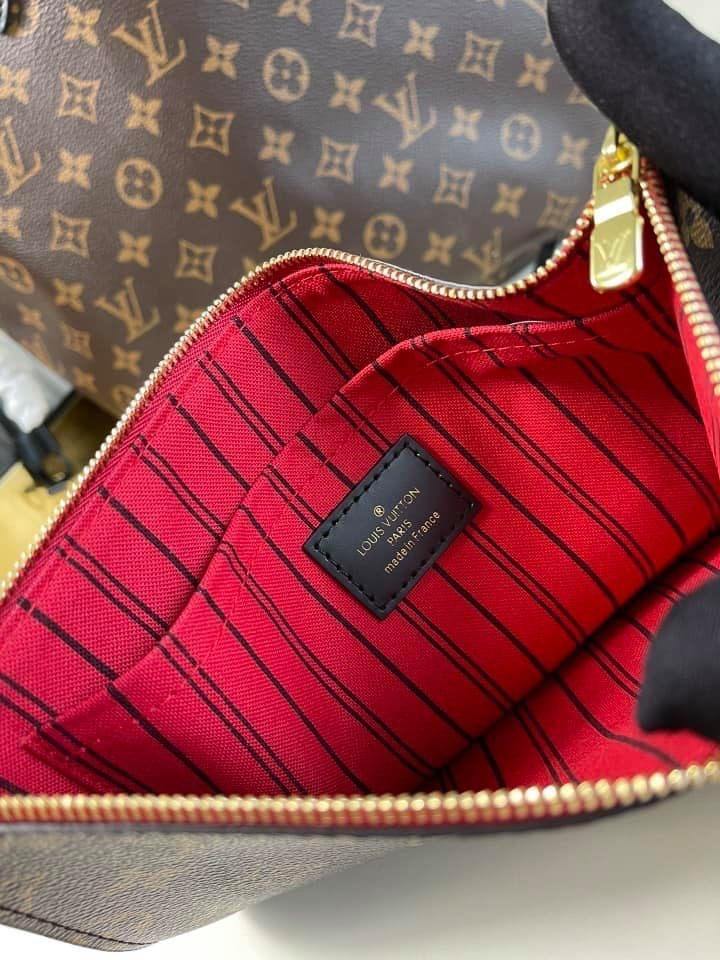 Louis Vuitton Neverfull MM Tote Bag