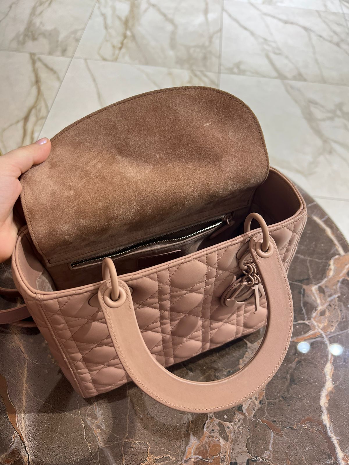 Lady Dior Medium Ultra Matte Pink