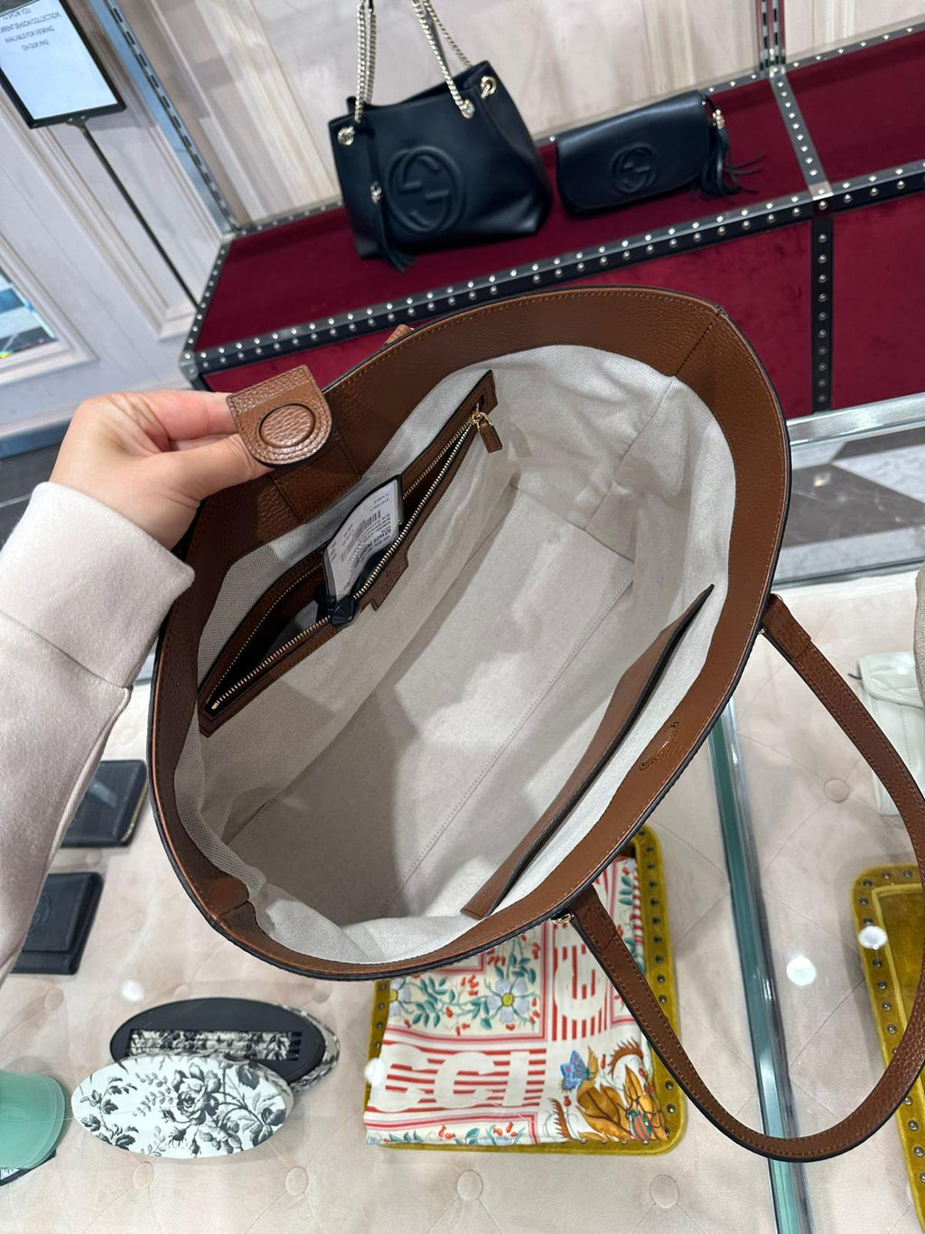 PreOrder Gucci GG denim shopping tote