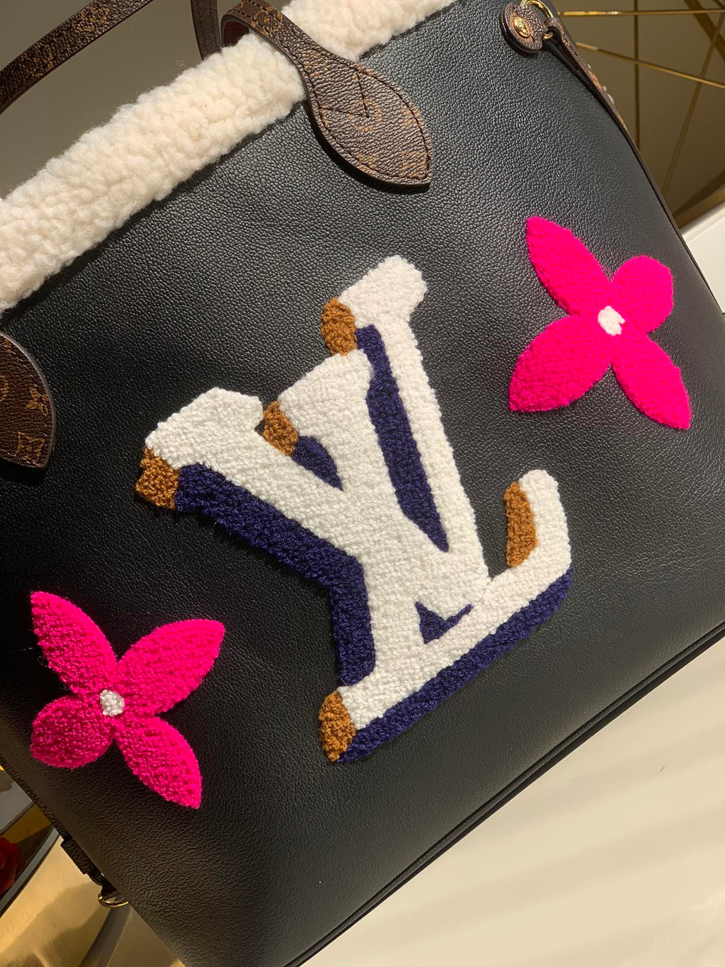 Louis Vuitton Neverfull MM Bag