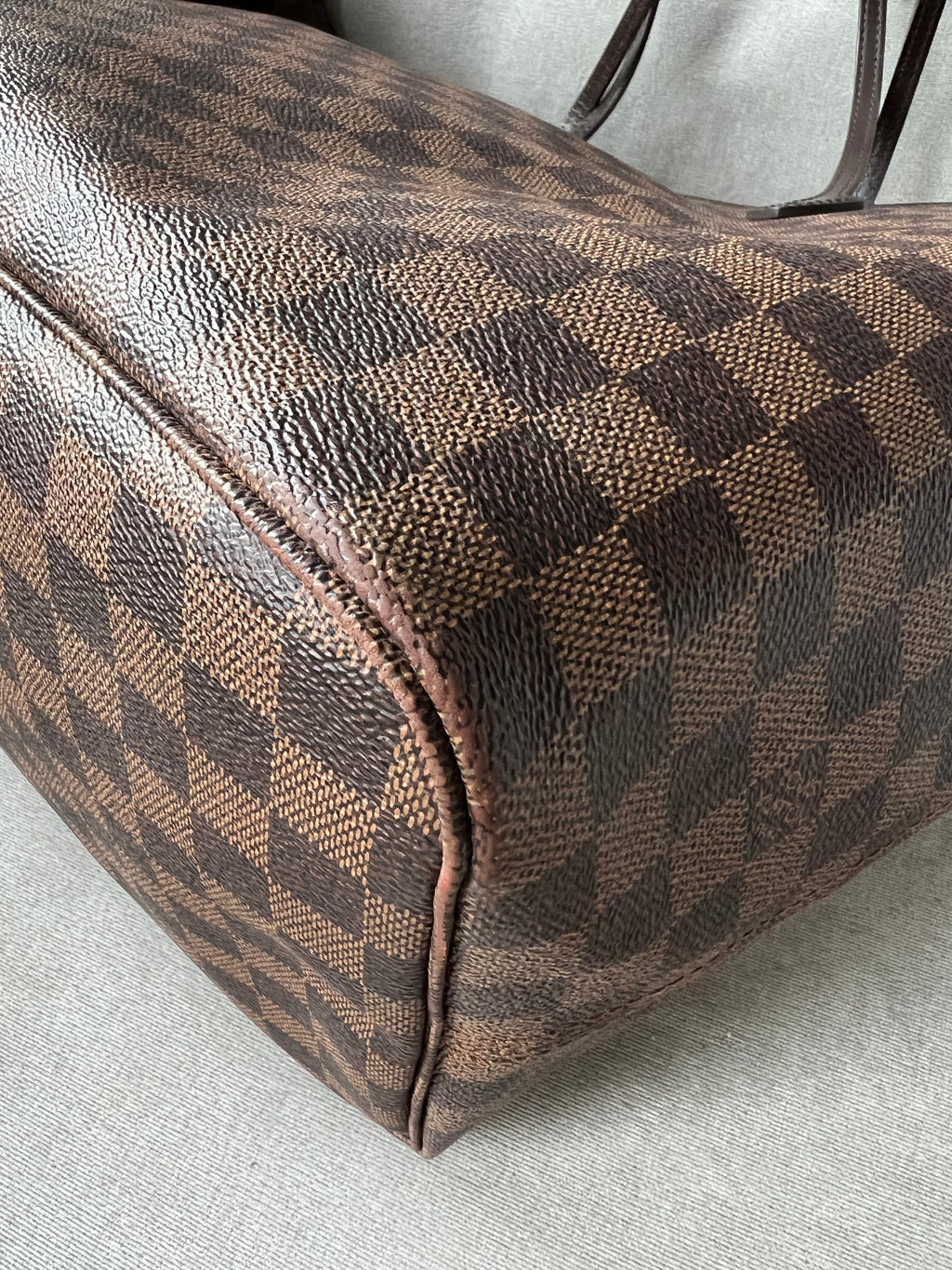 Louis Vuitton Neverfull GM Damier Ebene Cherry Interior (RRP £1,450)