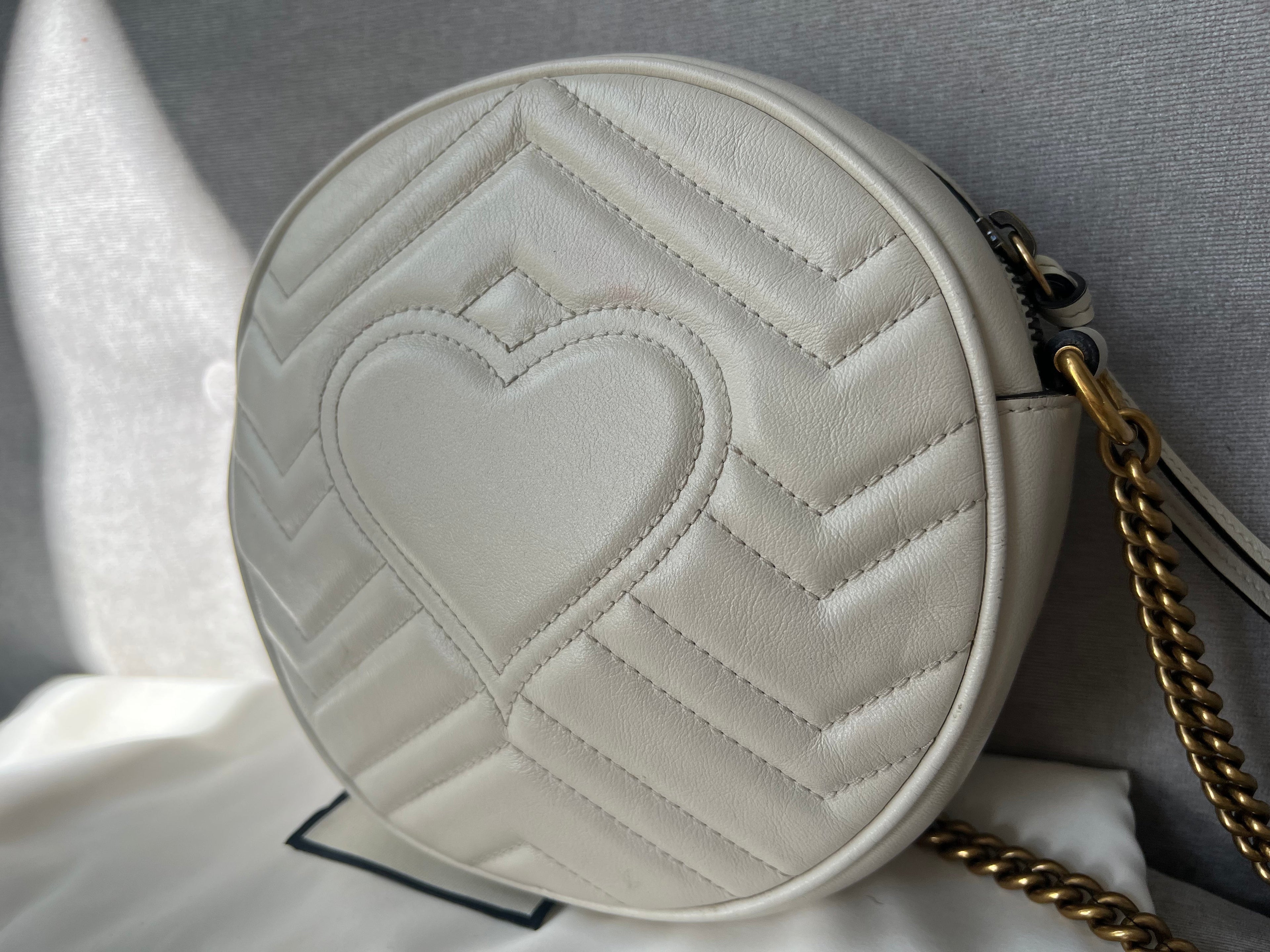 Gucci GG Round White Marmont Small Shoulder Bag