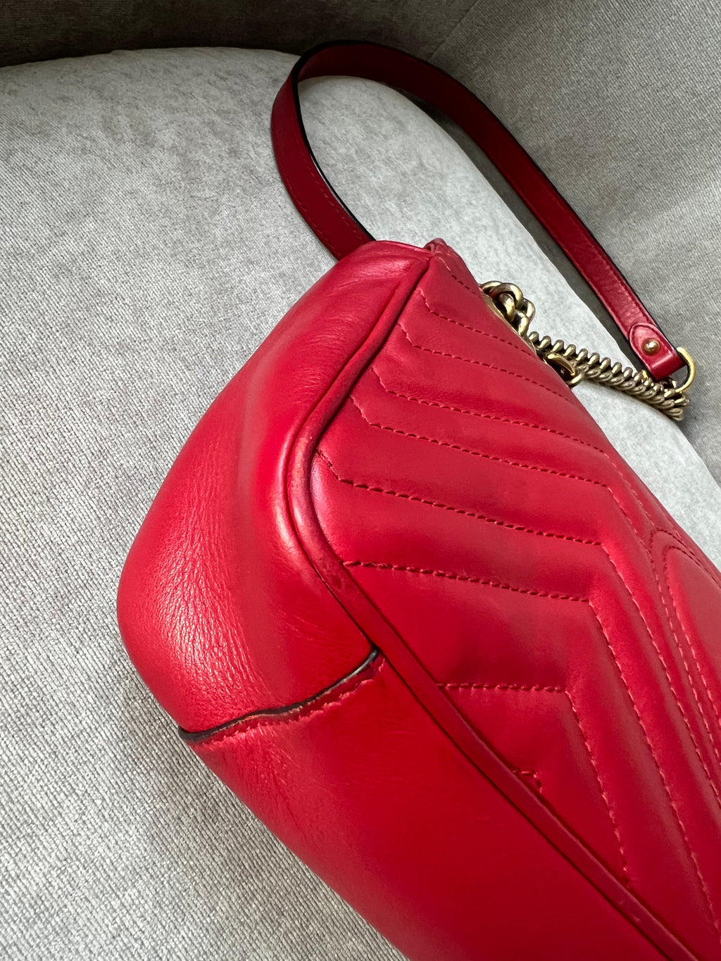 Gucci GG Hibiscus Red Marmont Small Shoulder Bag