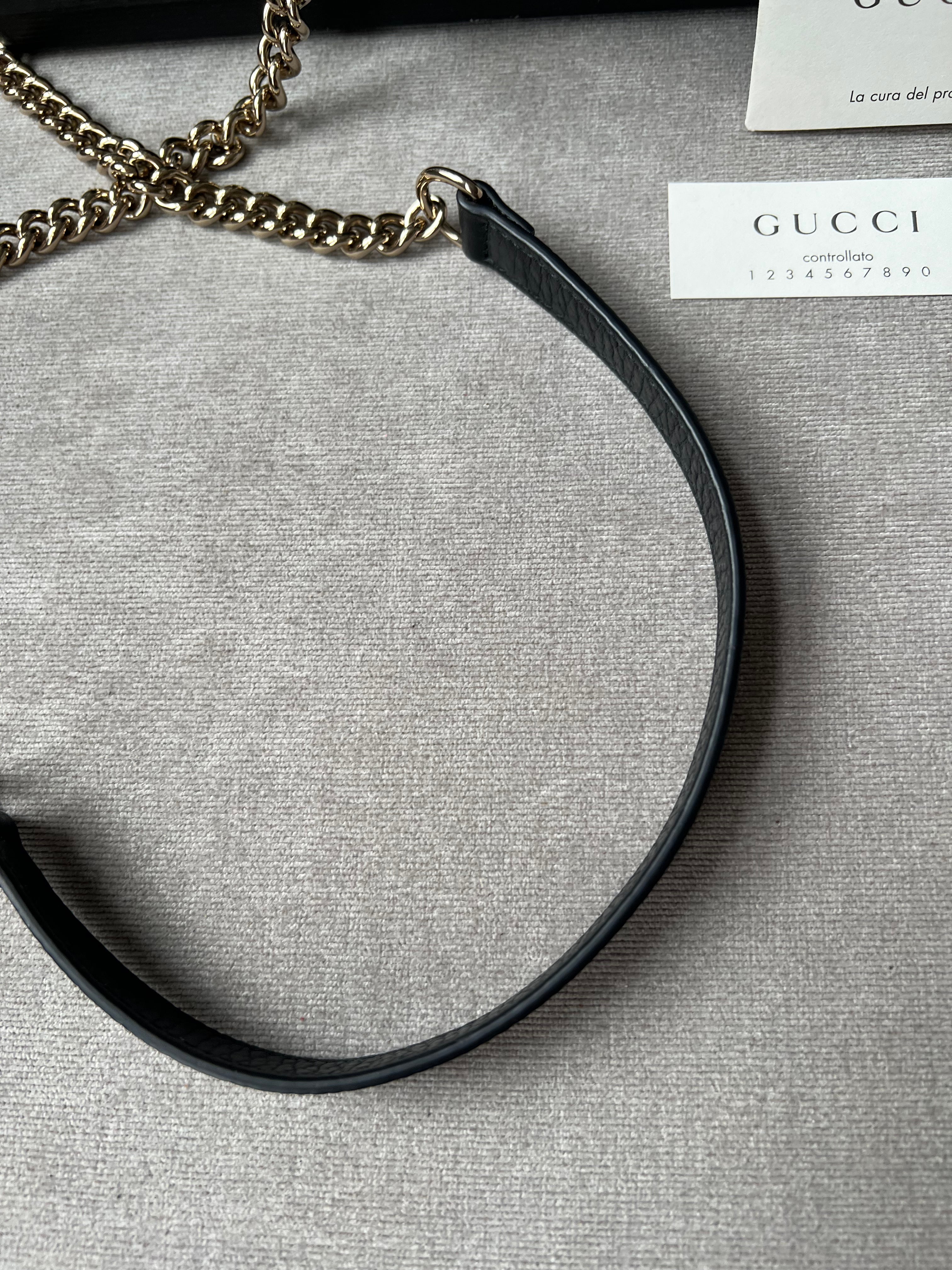 Gucci Black Interlocking Chain Wallet