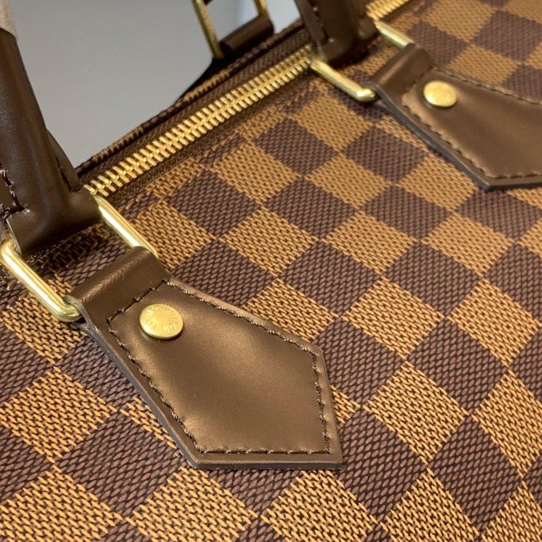 Louis Vuitton Speedy 30 Bag