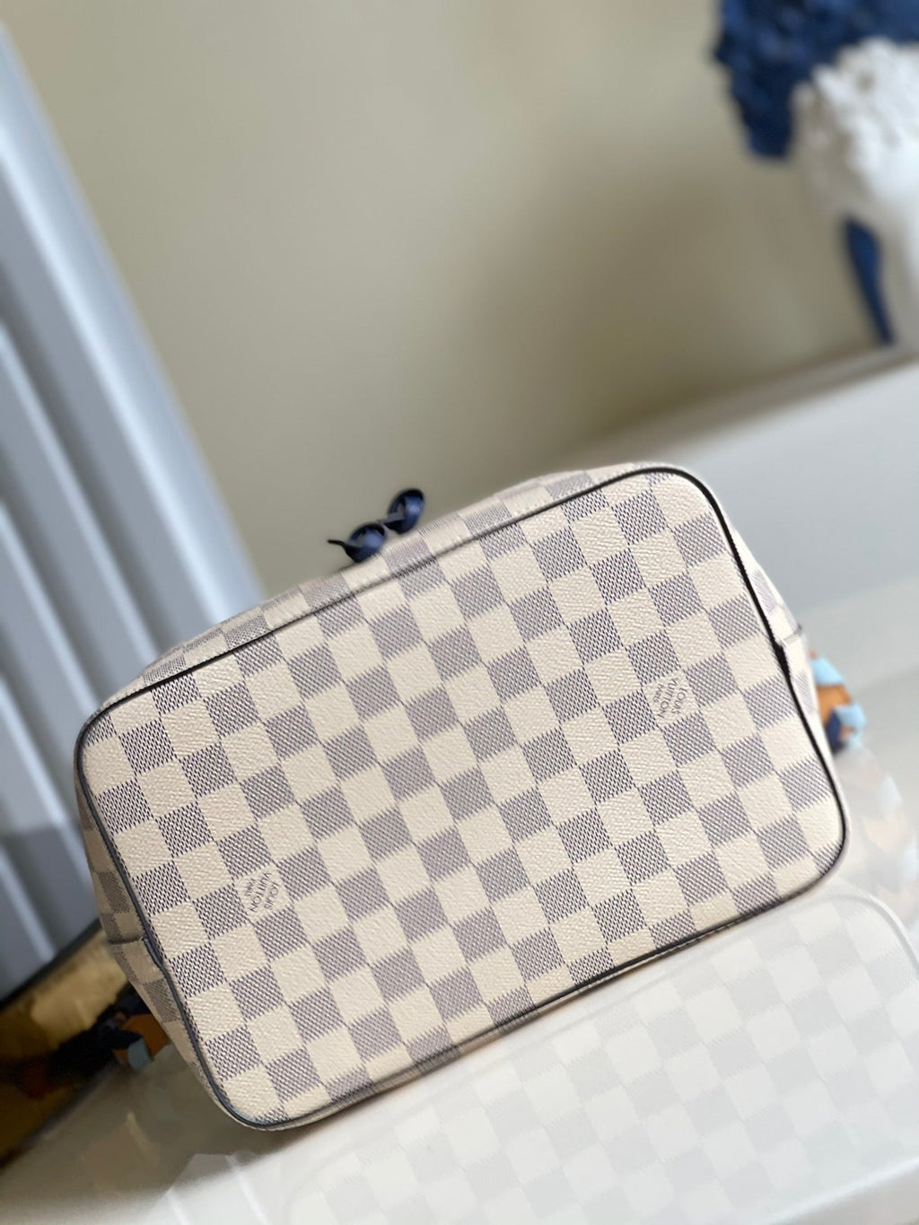 Louis Vuitton NeoNoe MM Bag