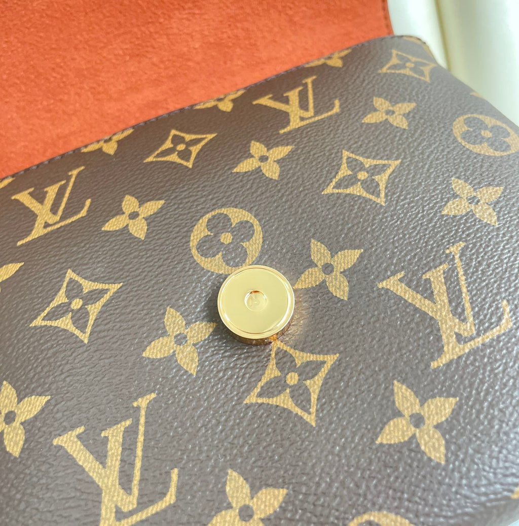 Louis Vuitton Locky BB Bag