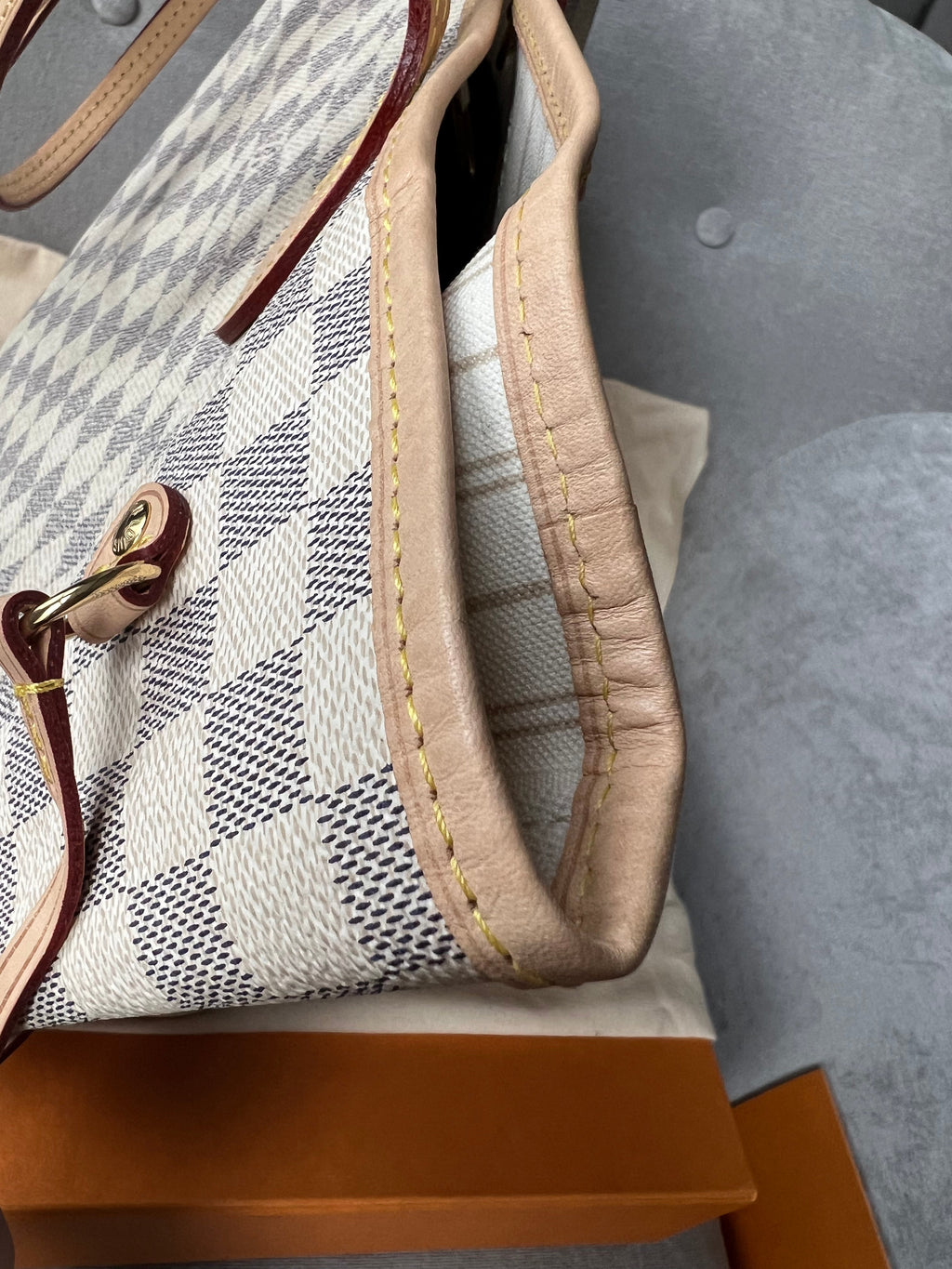 Louis Vuitton Neverfull MM  Damier Azur (RRP £1,410)