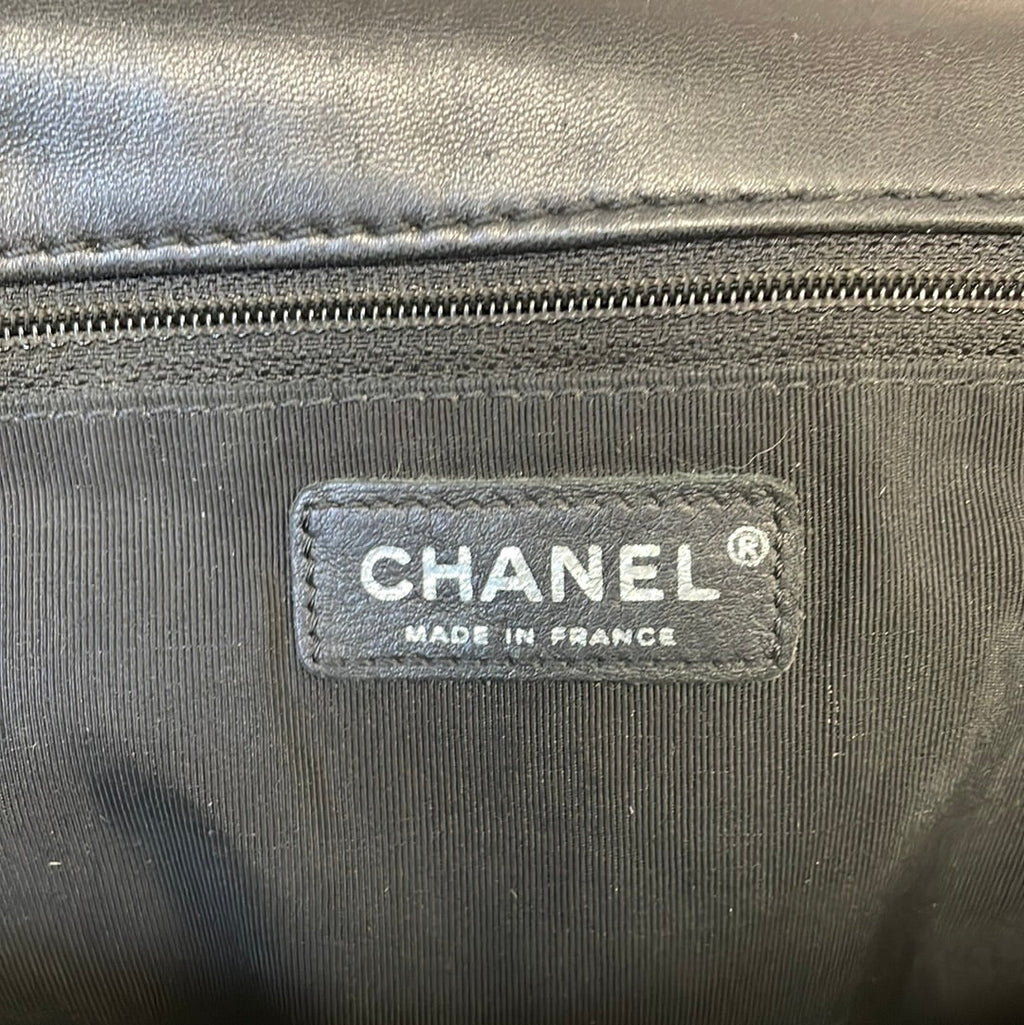 Clutch Luxury Designer By Chanel  Size: Medium