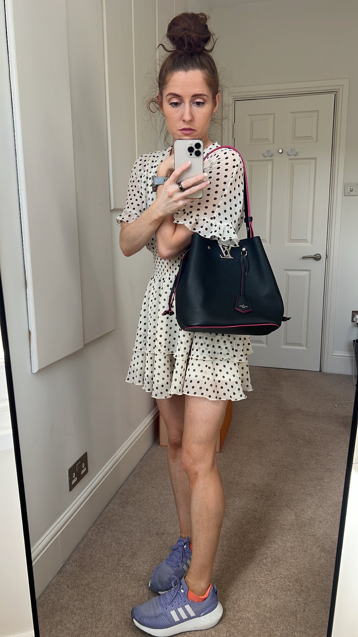 Louis Vuitton Lockme Bucket Bag in Black and Pink (RRP £2050)