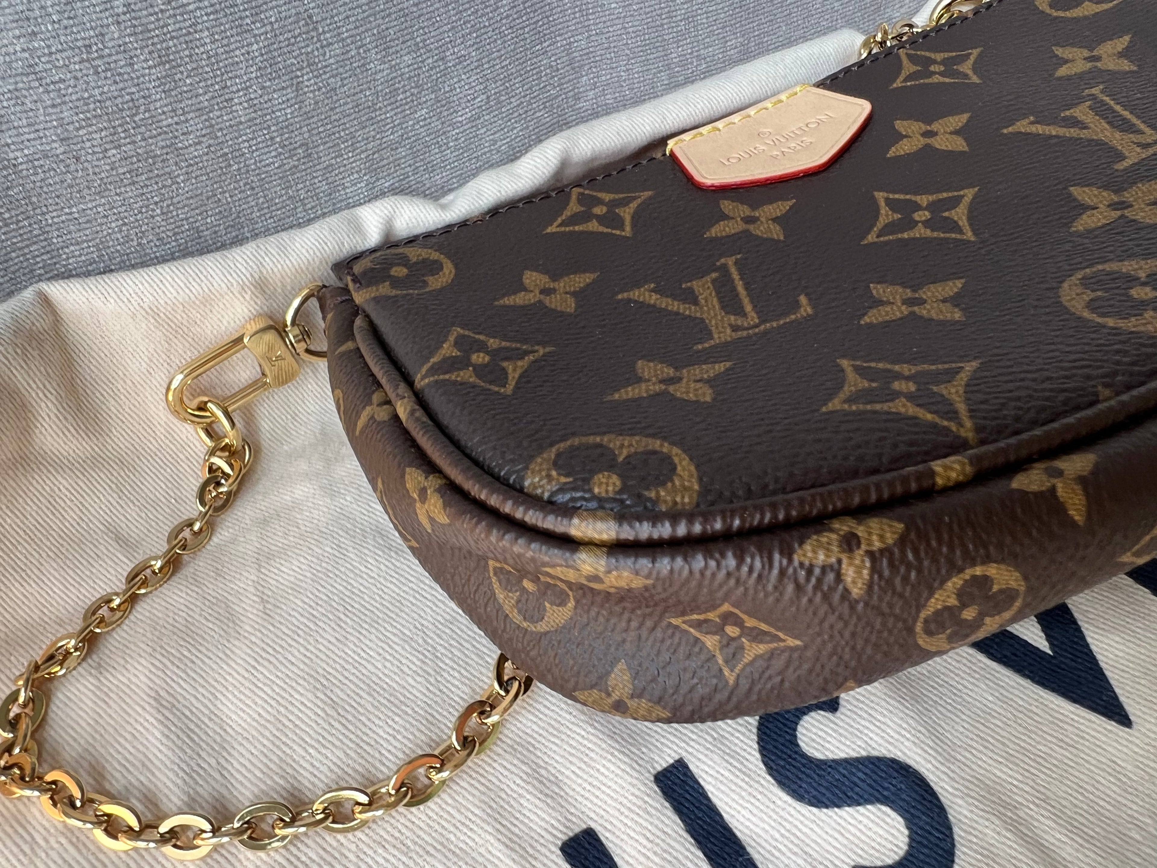 Louis Vuitton Multi Pochette Accessoires Rose Chiaro (RRP £1830)