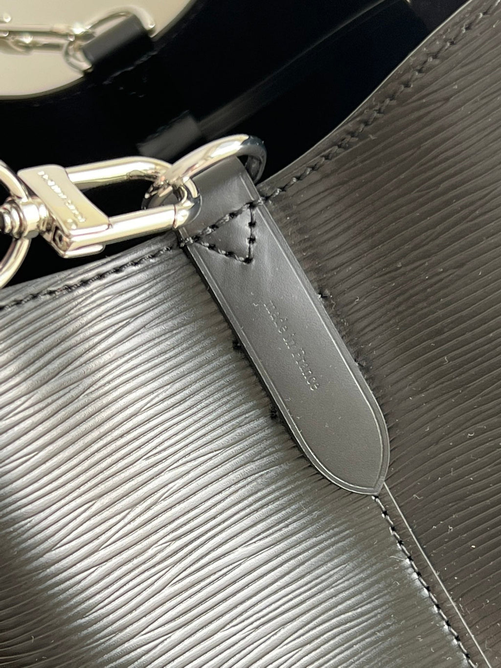 Louis Vuitton NeoNoe MM Bag