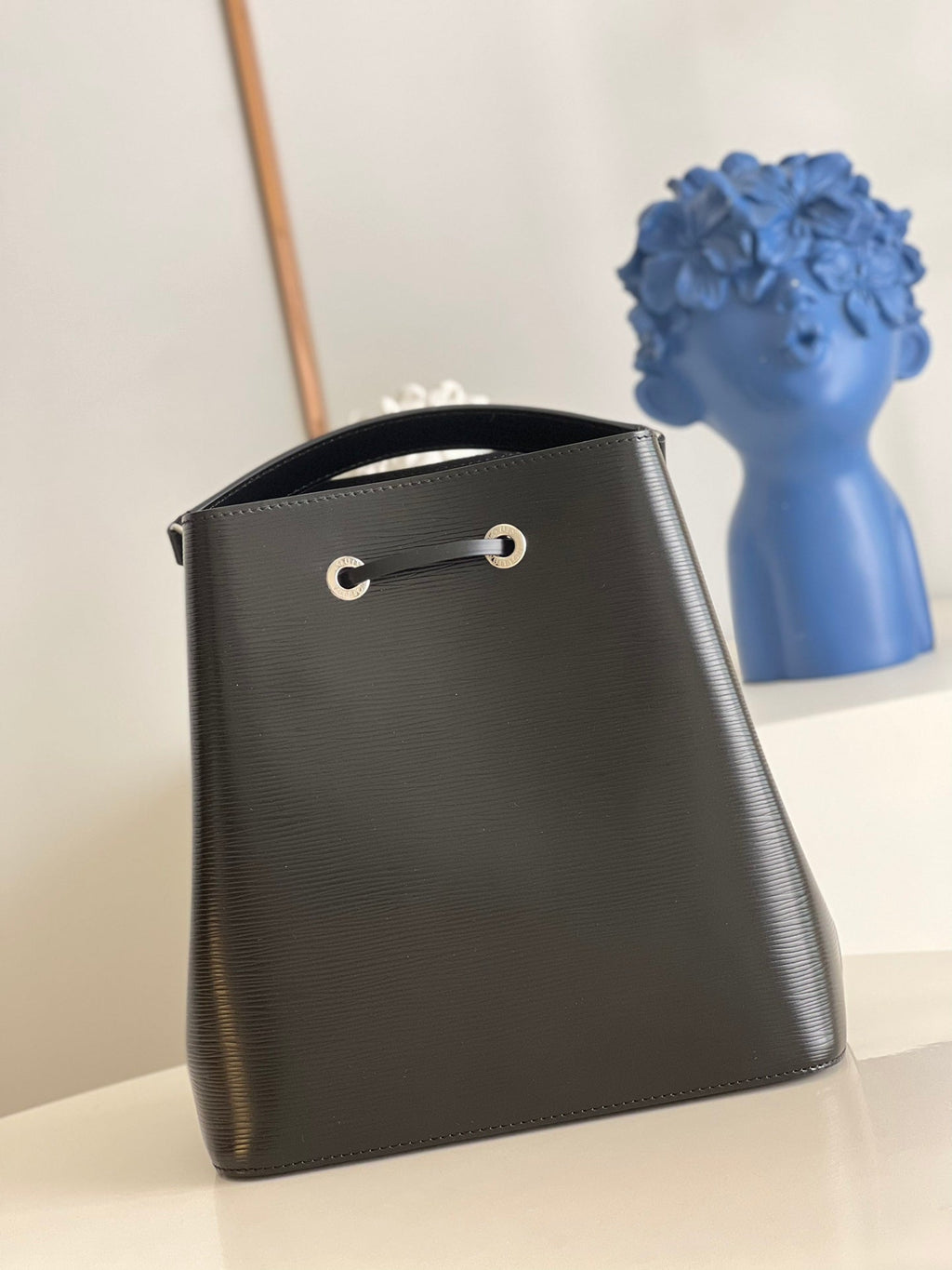 Louis Vuitton NeoNoe MM Bag