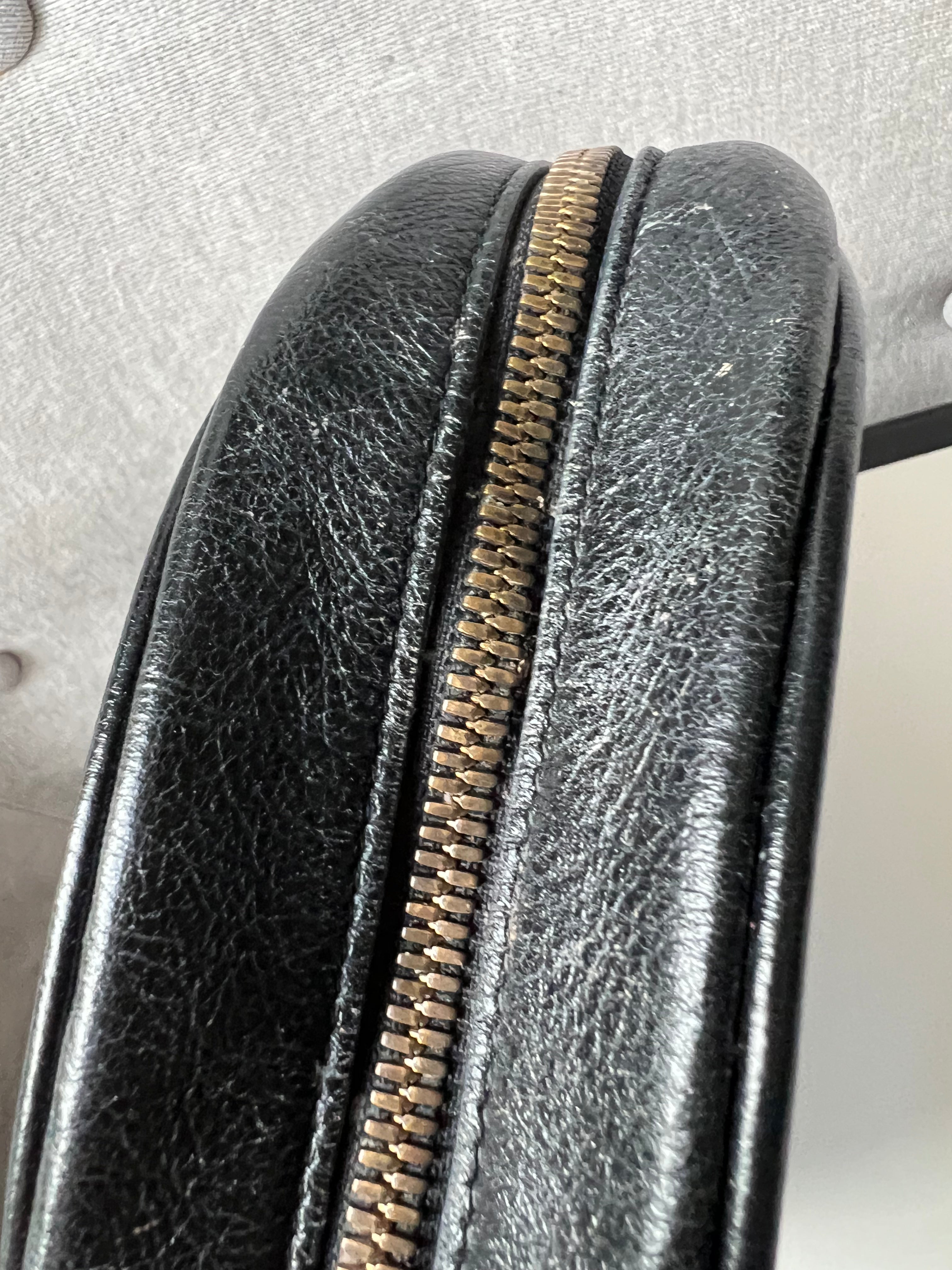Gucci GG Round Black Marmont Small Shoulder Bag