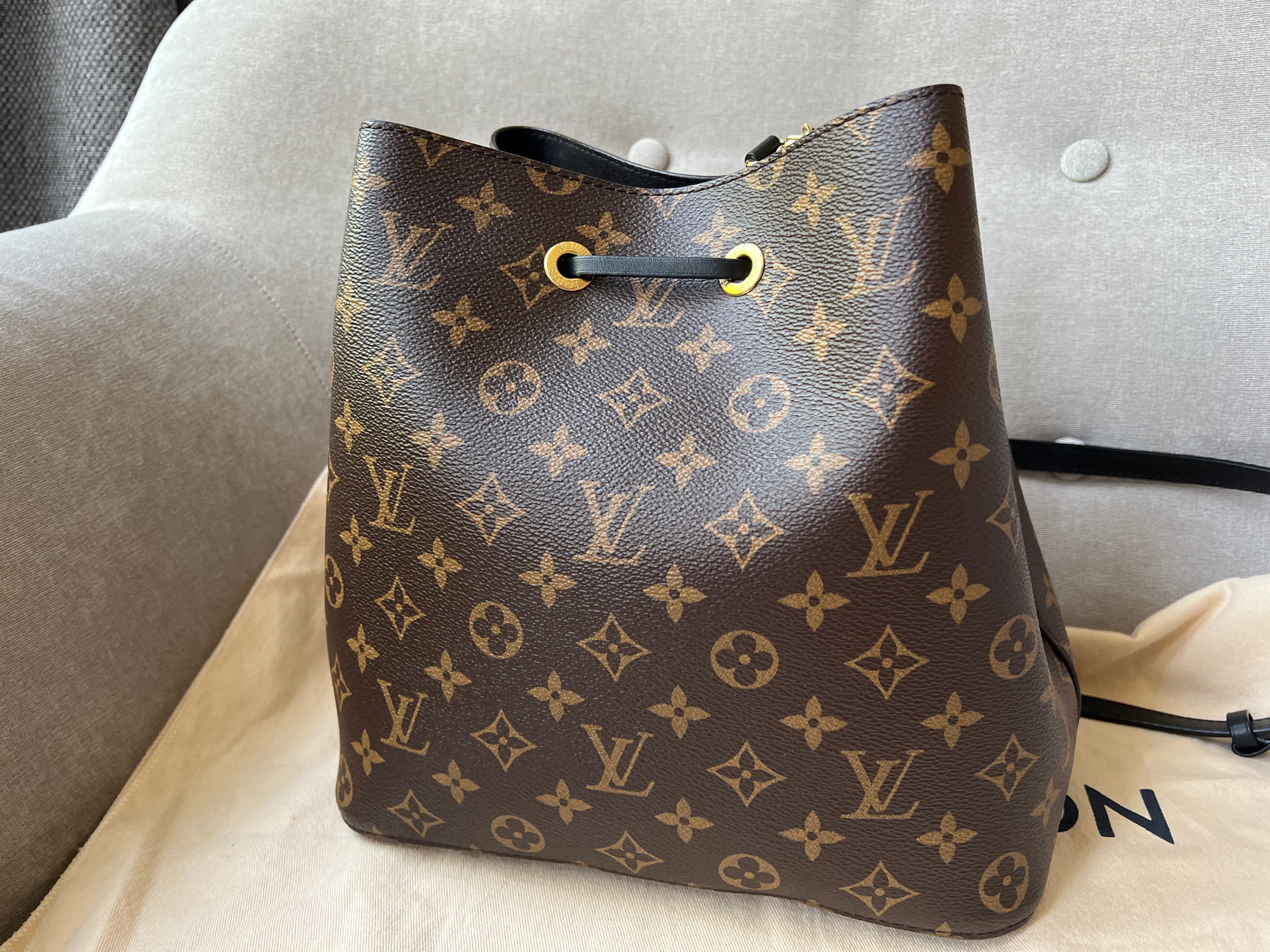 Louis Vuitton Neo Noe Monogram and Black (RRP £1,560)