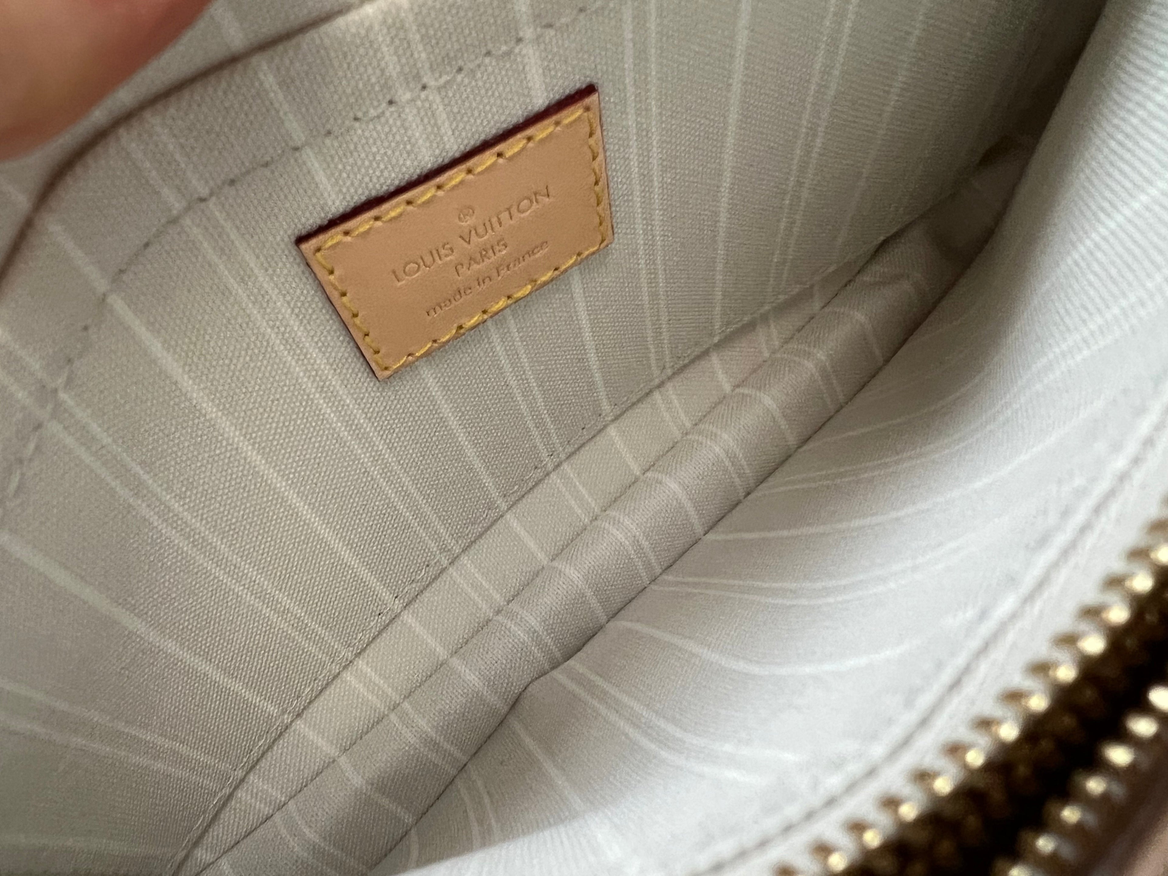 Louis Vuitton Multi Pochette Accessoires Summer By the Pool Limited Edition