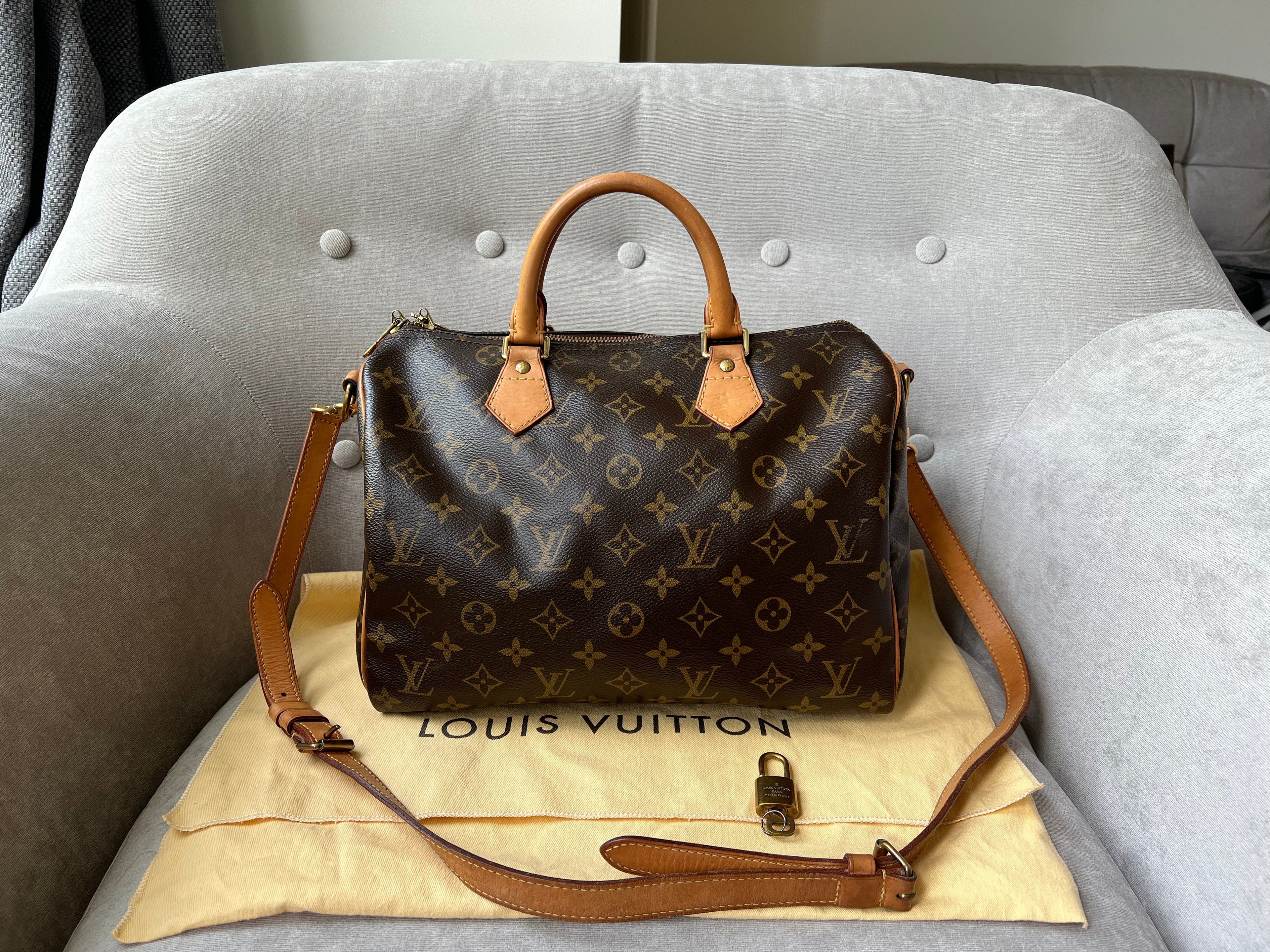 Louis Vuitton Speedy 30 Bandouliere Monogram (RRP £1470)