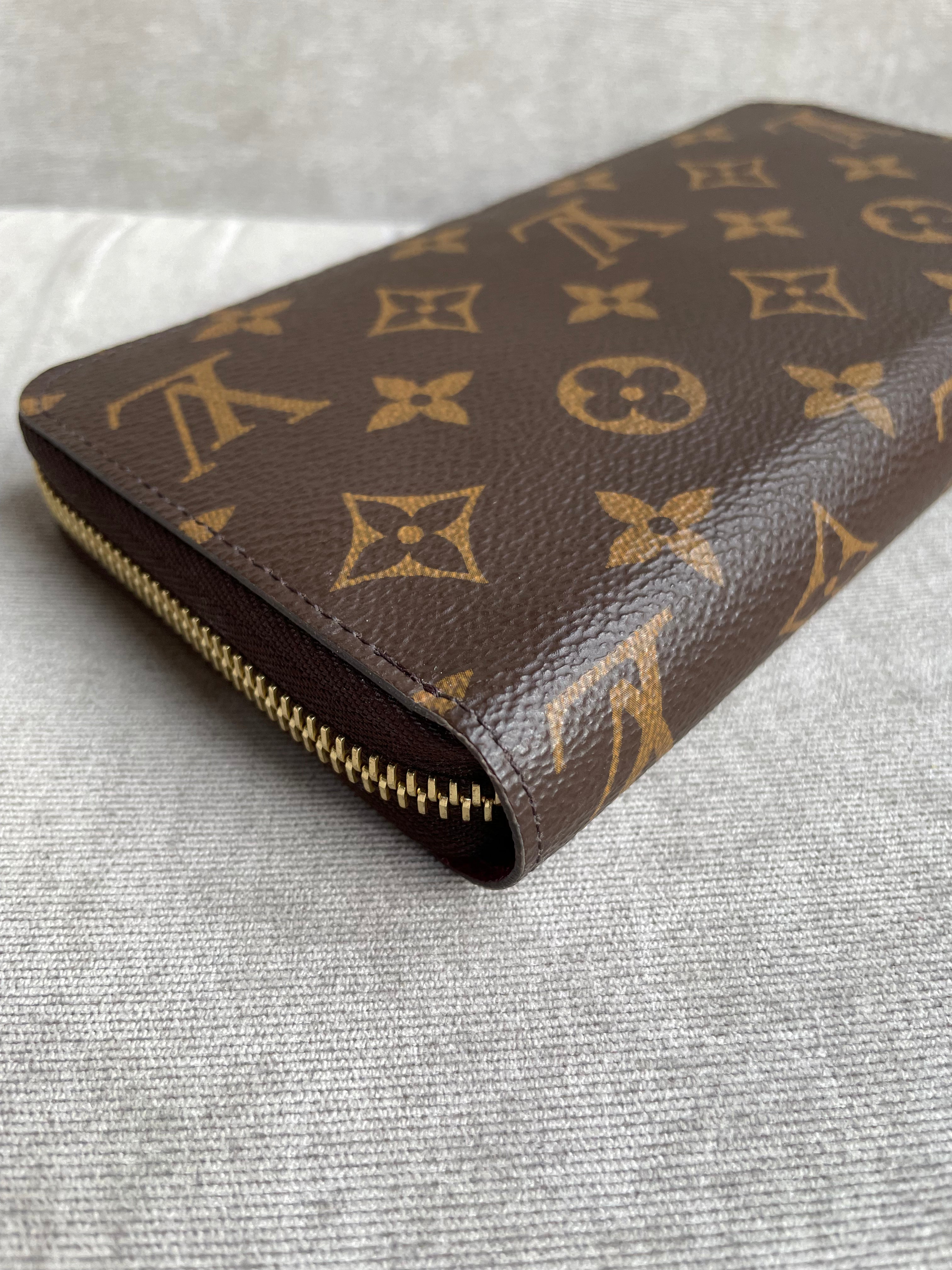 Louis Vuitton Zippy Wallet in Monogram (RRP £565)