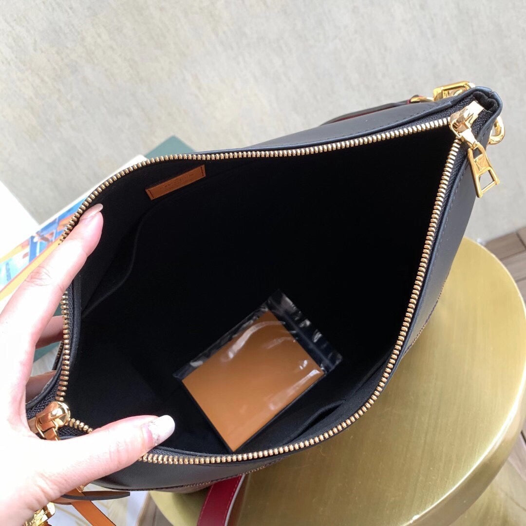 Louis Vuitton Maida Hobo Bag