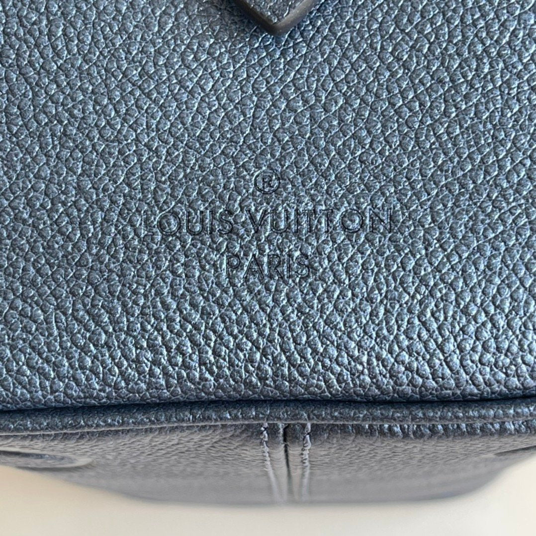 Louis Vuitton Speedy Bandouliere 20 Bag