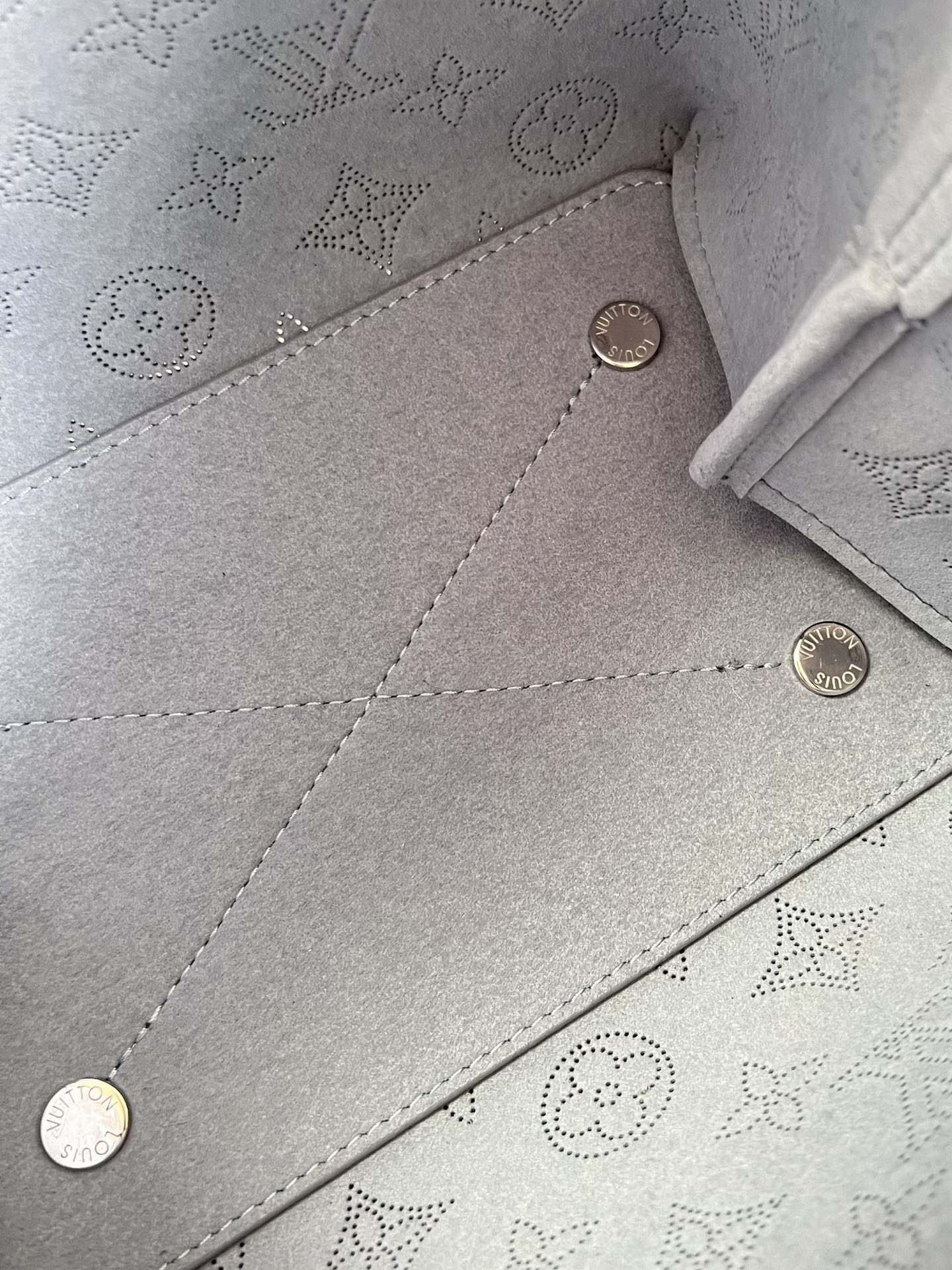 Louis Vuitton Bella Bag