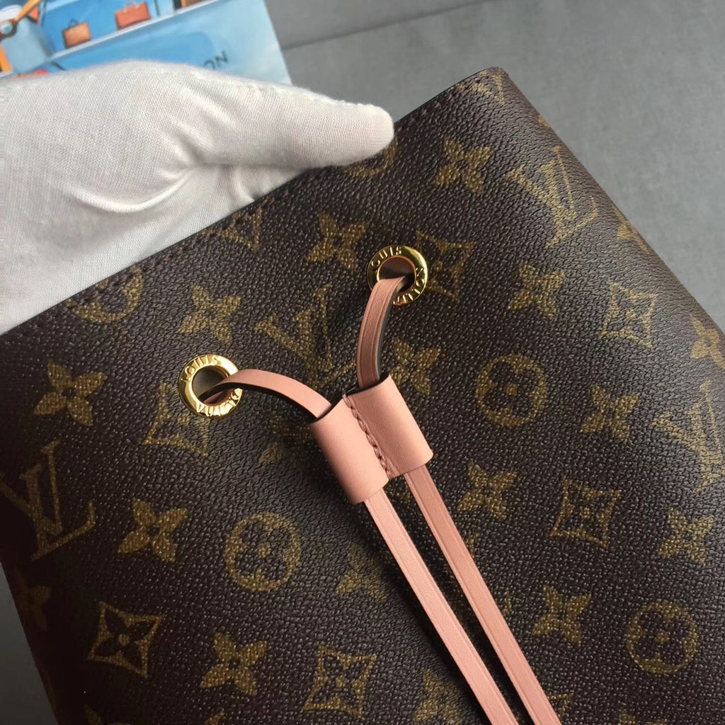 Louis Vuitton NeoNoe MM Bag
