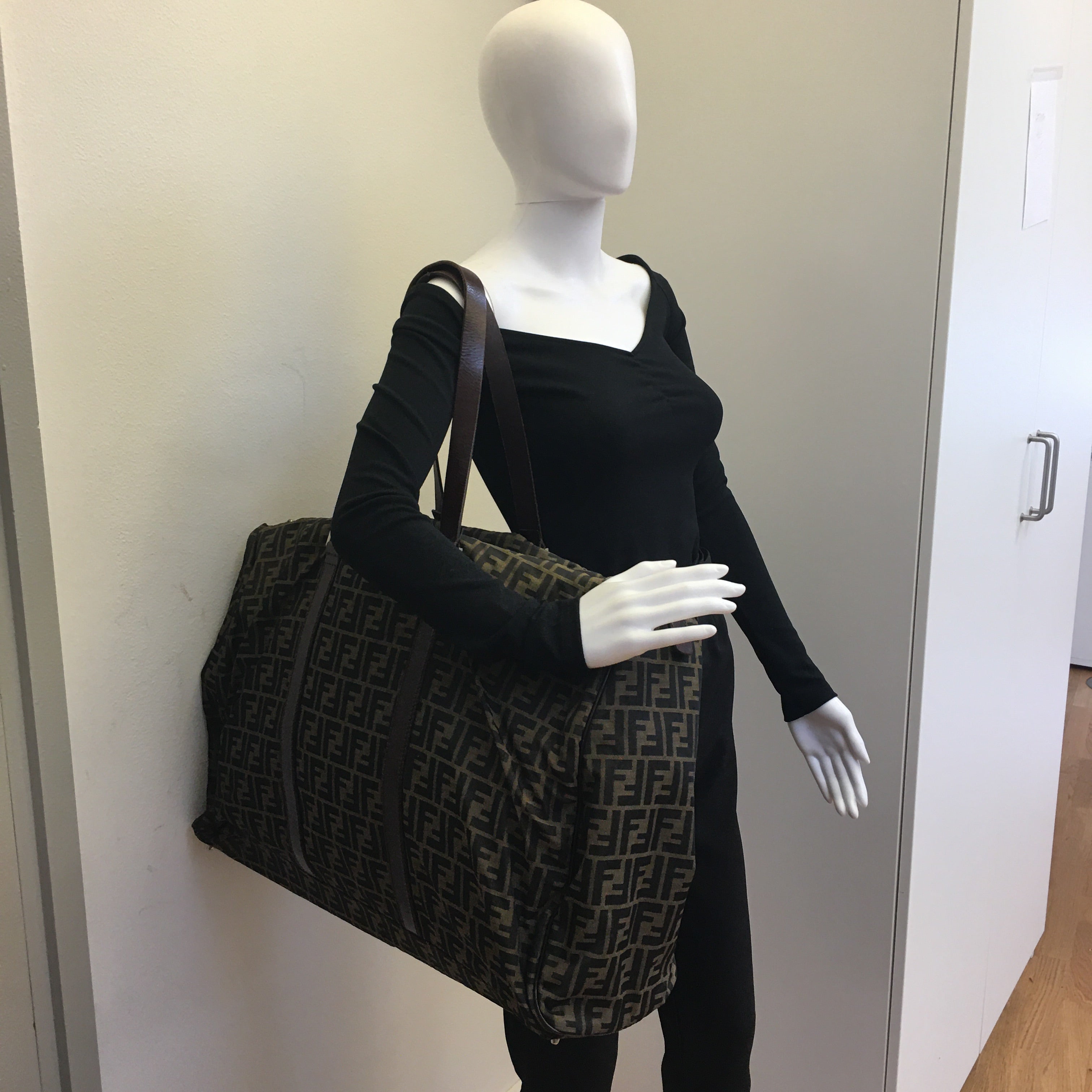 FENDI Travel bag in Brown Fabric