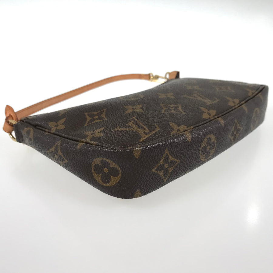 LOUIS VUITTON Monogram Pochette Accessoires M51980 Pouch