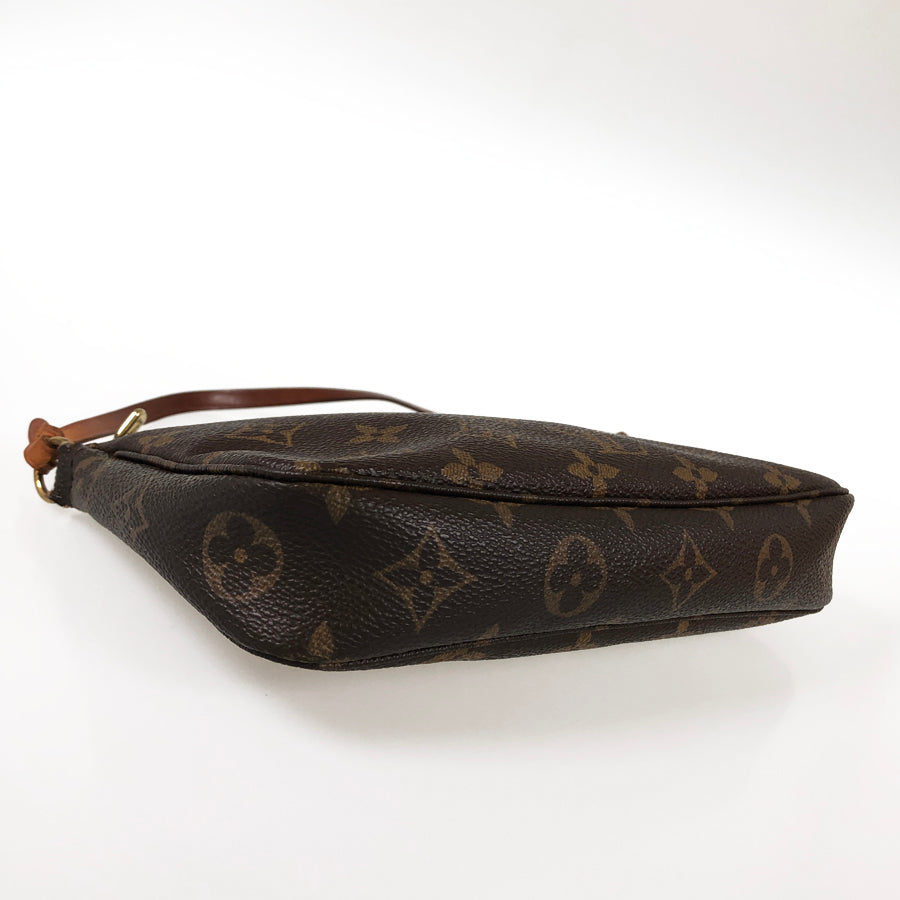 LOUIS VUITTON Monogram Pochette Accessoires M51980 Pouch