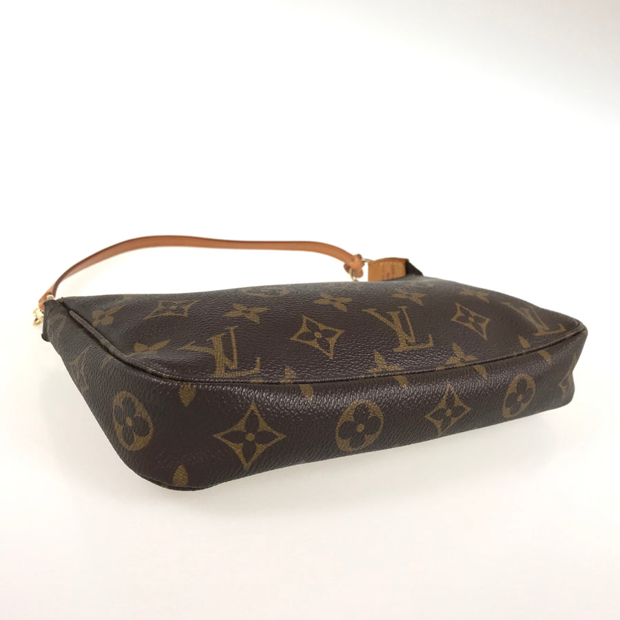 LOUIS VUITTON Monogram Pochette Accessoires M51980 Pouch