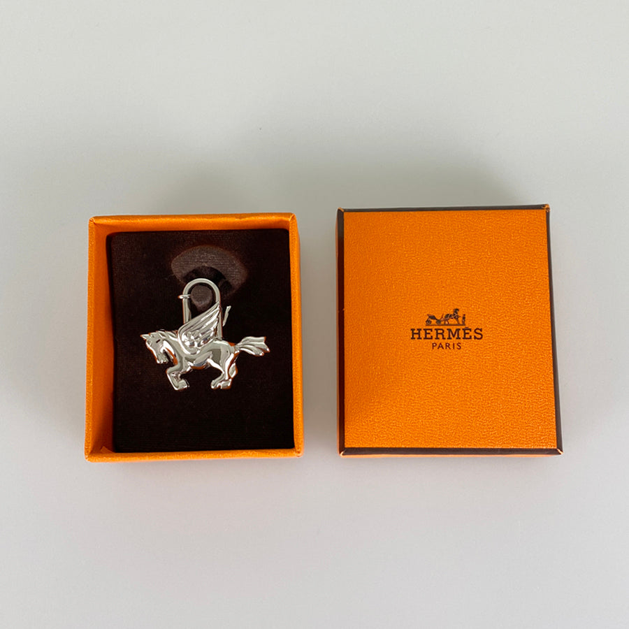 HERMES 1993 Limited Pegasus Charm Cadena
