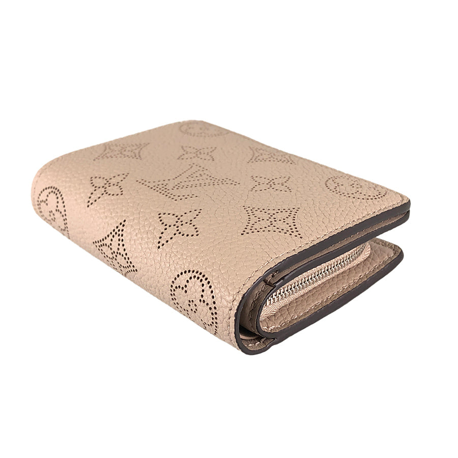 LOUIS VUITTON Mahina Portefeuille Claire M80817 Bifold wallet