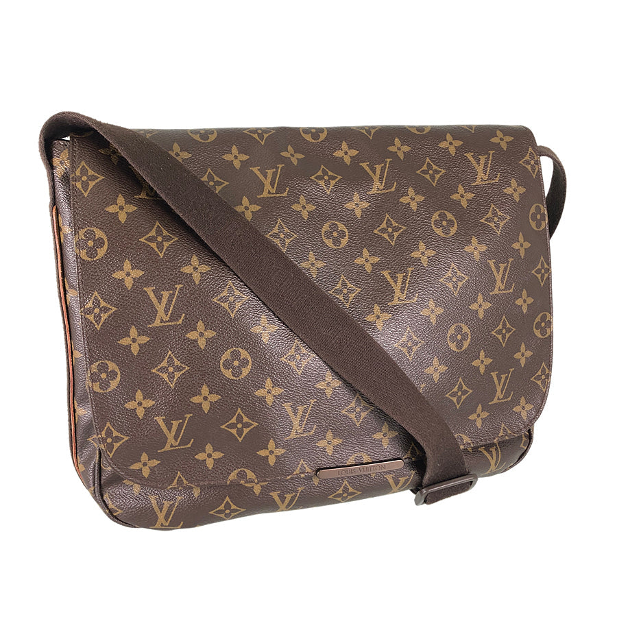 LOUIS VUITTON Monogram Messenger Beaubourg MM M97038 Shoulder bag