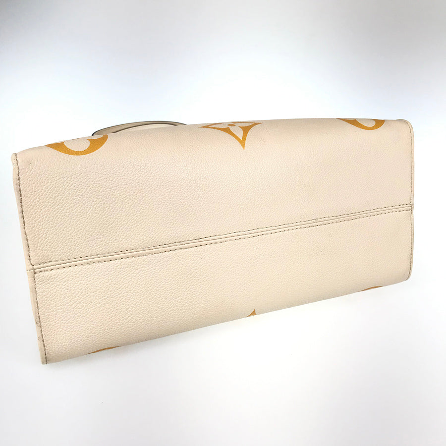 LOUIS VUITTON Monogram Empreinte On the Go MM M45717 Tote bag