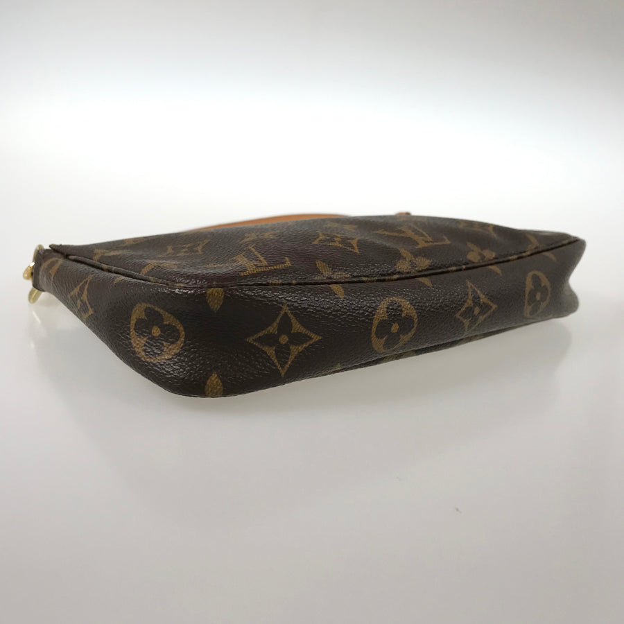 LOUIS VUITTON Monogram Pochette Accessoires M51980 Pouch