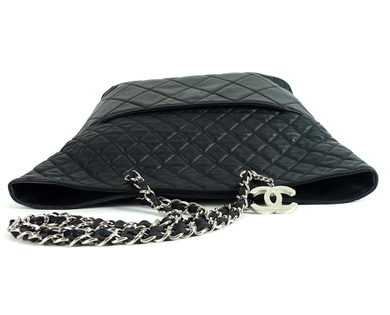 Chanel In The Business Tote Quilted Lambskin North South Black. Beautiful