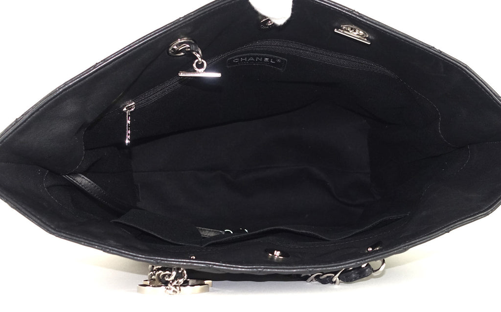 Chanel In The Business Tote Quilted Lambskin North South Black. Beautiful