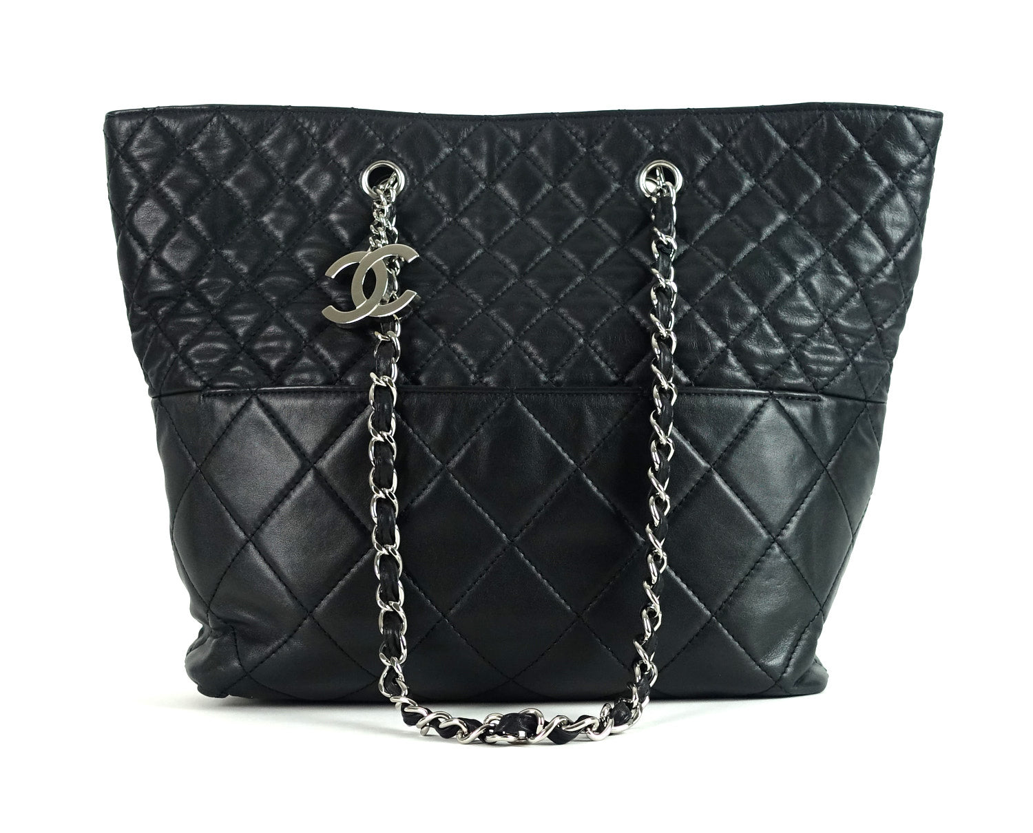 Chanel In The Business Tote Quilted Lambskin North South Black. Beautiful