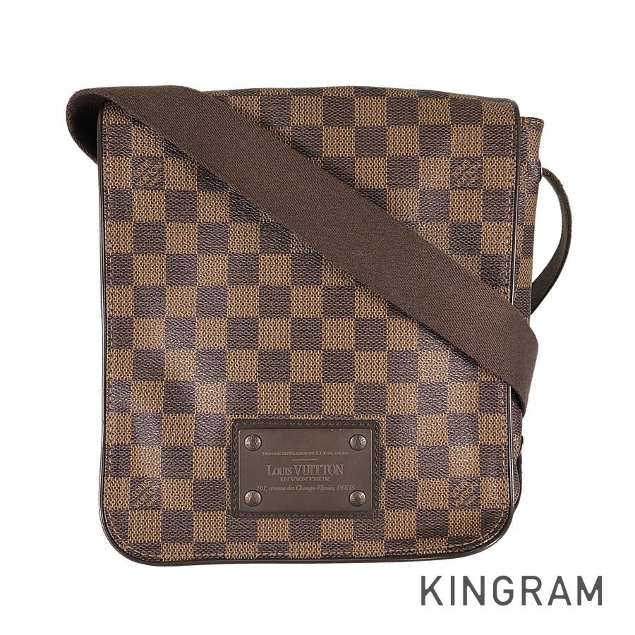 LOUIS VUITTON Damier Brooklyn PM Shoulder Bag