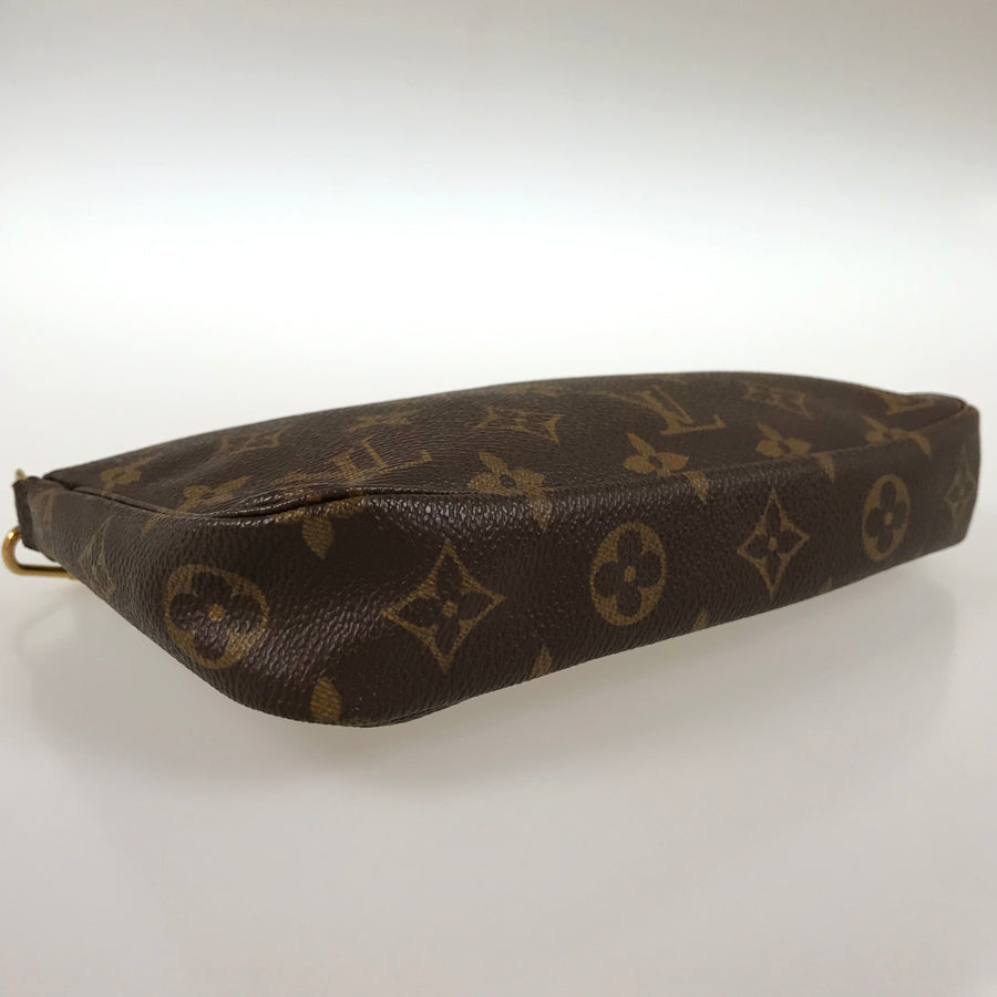 LOUIS VUITTON Monogram Pochette Accessoires M51980 Pouch