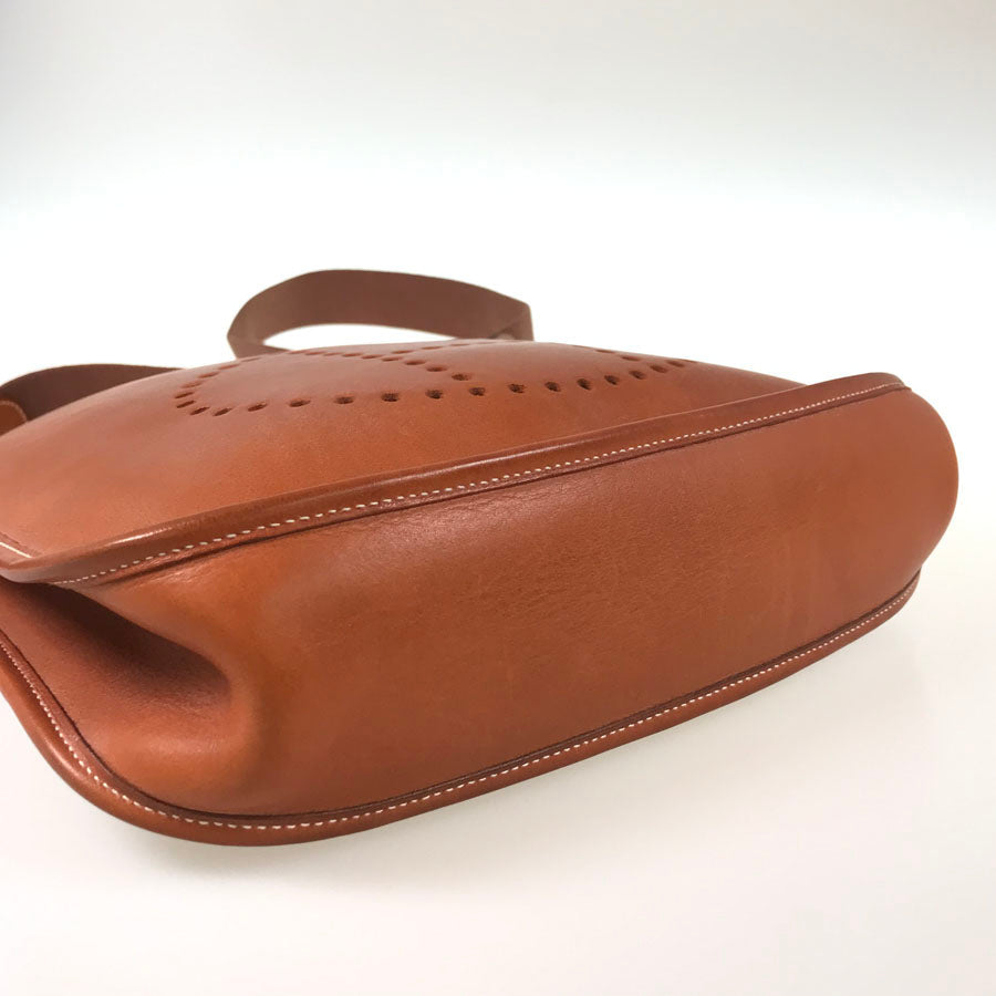 HERMES Evelyne 1 PM Shoulder bag