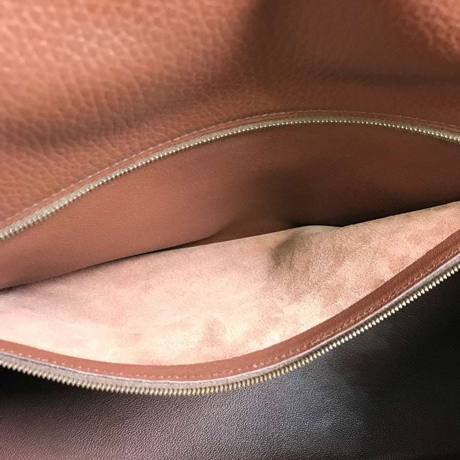 HERMES □A carved seal made in 1997 2WAY Shoulder Bag Gold Hardware Handbag