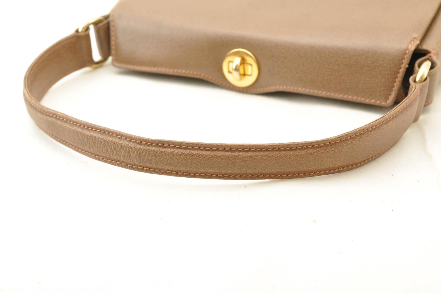GUCCI Shoulder Bag Leather Brown  am2327s