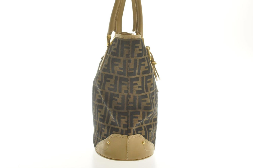 FENDI Zucca Canvas Hand Bag Beige Black Auth am2612s