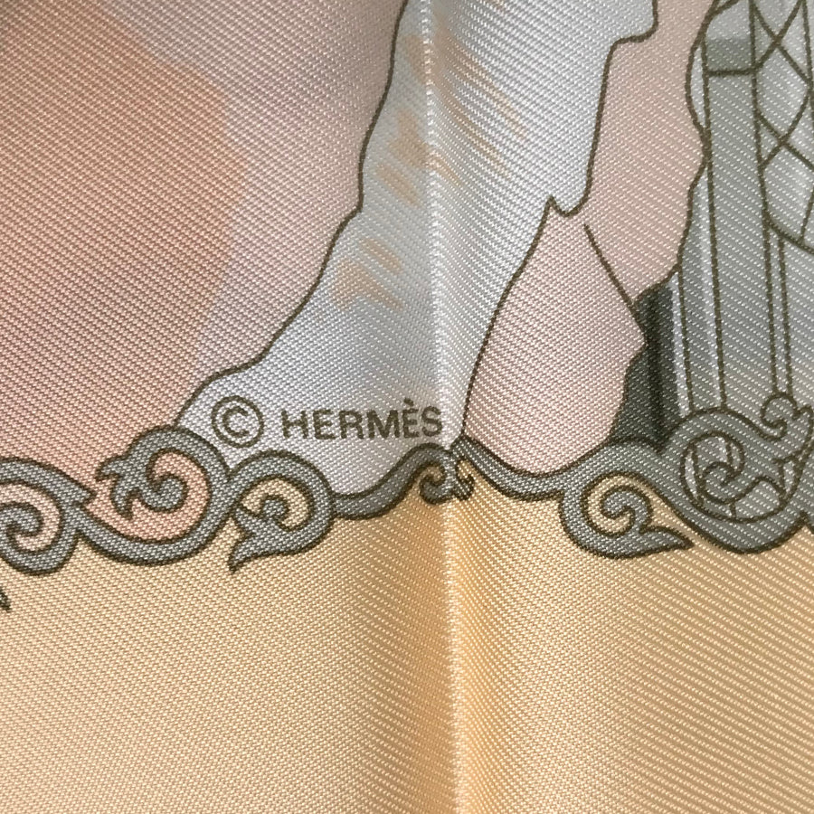 HERMES Carre 90 Women's Scarf