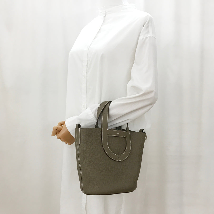 HERMES In The Loop 18 Hand bag