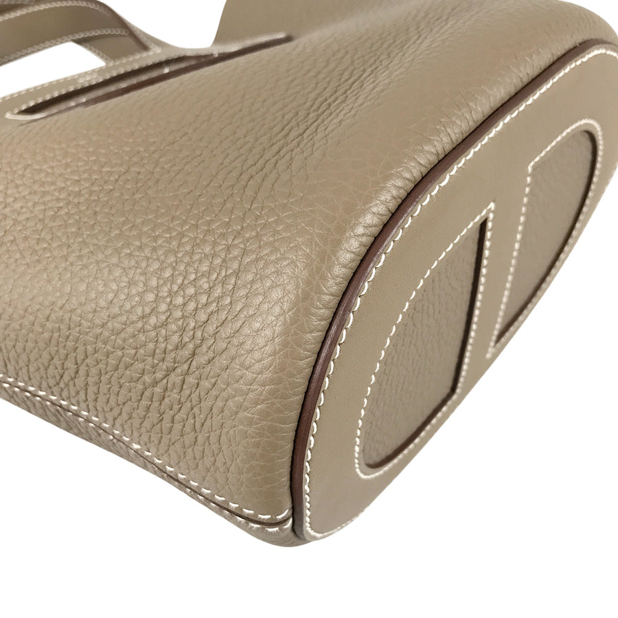 HERMES In The Loop 18 Hand bag