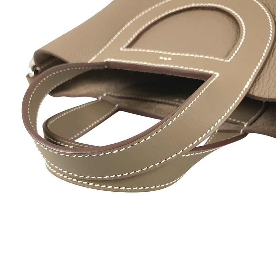 HERMES In The Loop 18 Hand bag