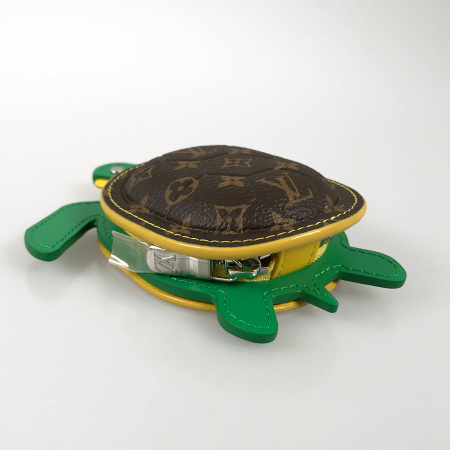 LOUIS VUITTON Monogram LV turtle M01471 Bag charm